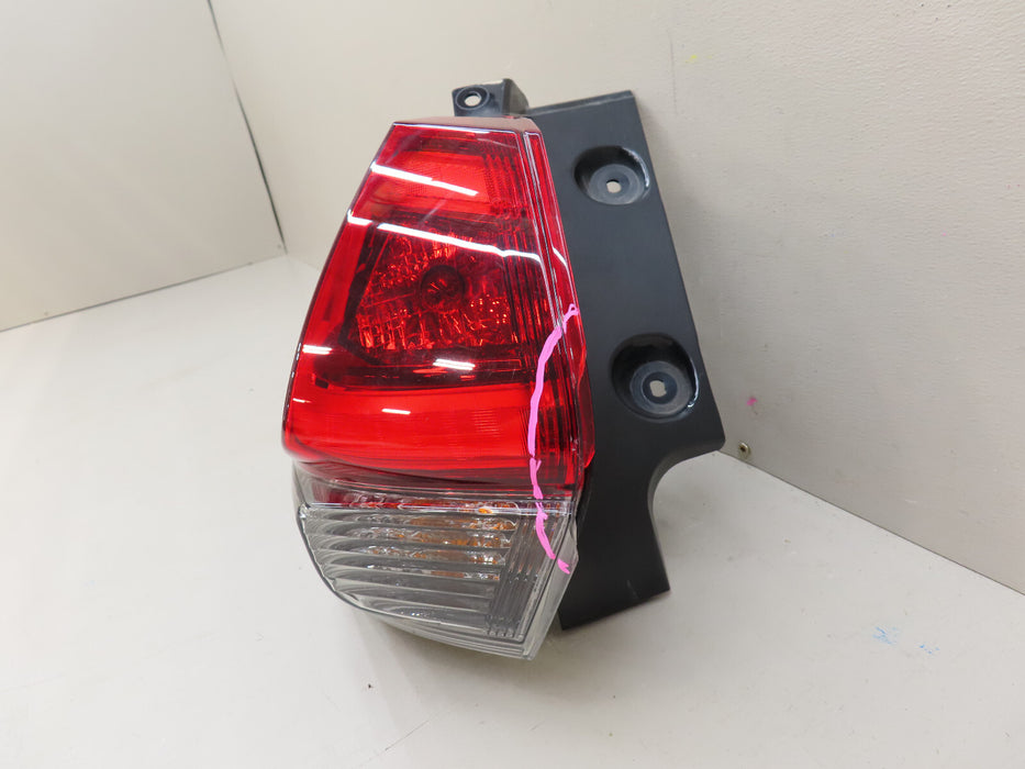 2017-2020 NISSAN ROGUE REAR LEFT DRIVER SIDE OUTER TAIL LIGHT OEM