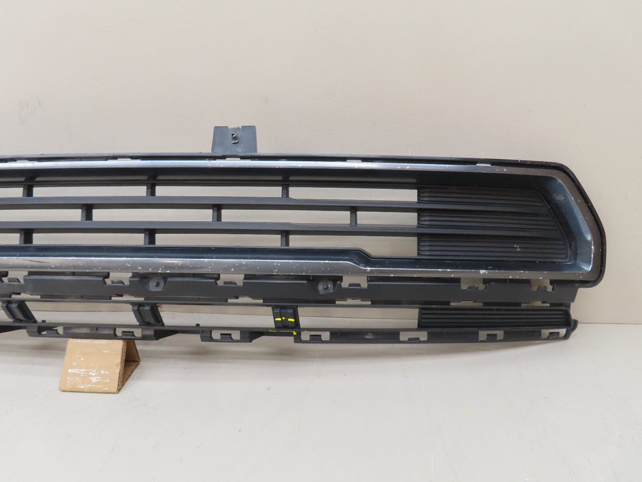 2020 2021 2022 2023 GMC ACADIA AT4 FRONT LOWER GRILLE OEM 84710313