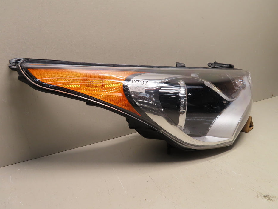 2012-2017 Hyundai Veloster Right RH Halogen w/LED Headlight lamp OEM