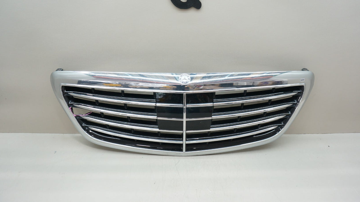 2014-2017 MERCEDES BENZ S CLASS W222 FRONT BUMPER GRILLE OEM A2228800483