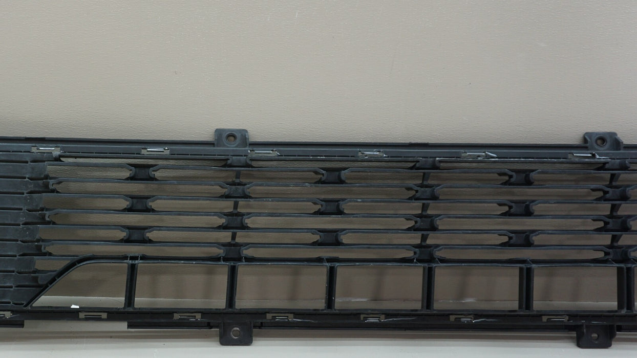 2019-2020 KIA FORTE FRONT BUMPER LOWER GRILL GRILLE OEM 86531-M7000 19 20