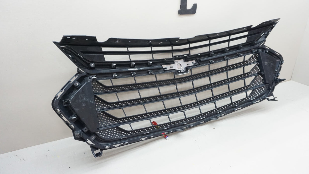 2018-2021 CHEVROLET TRAVERSE FRONT UPPER RADIATOR GRILLE GRILL OEM