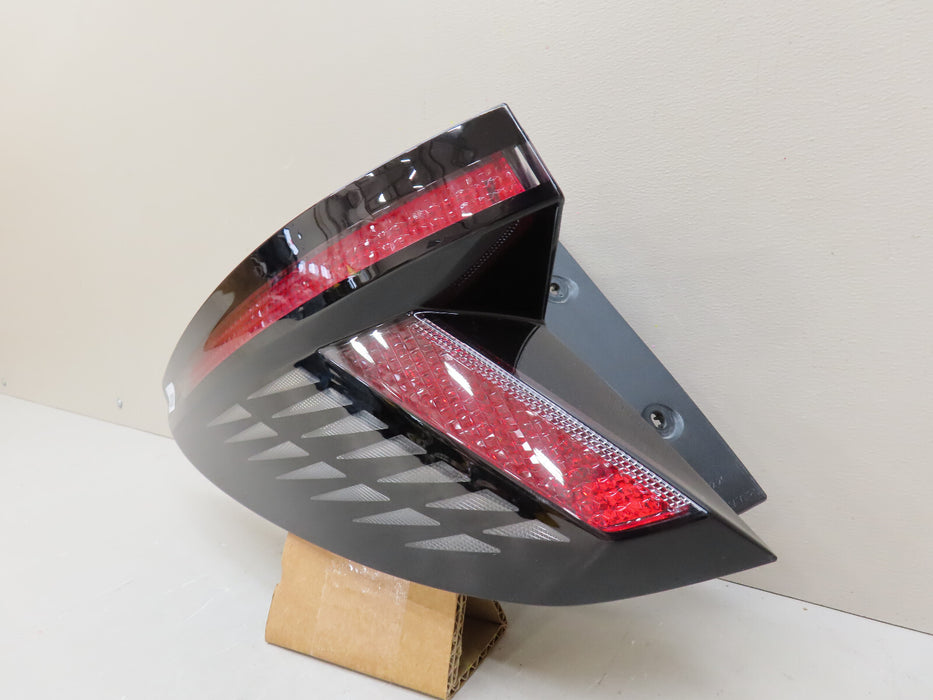2022-2024 HYUNDAI TUCSON REAR LEFT DRIVER SIDE TAIL LIGHT OUTER OEM