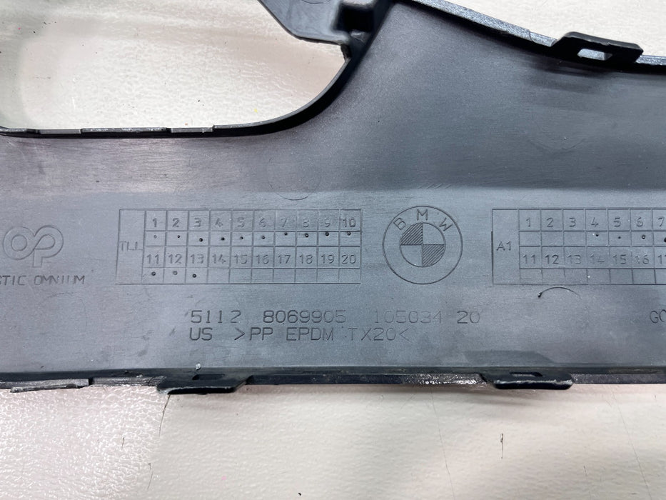 2019-2022 BMW X7 G07 REAR BUMPER LOWER VALENCE DIFFUSER  5112 8069905 OEM