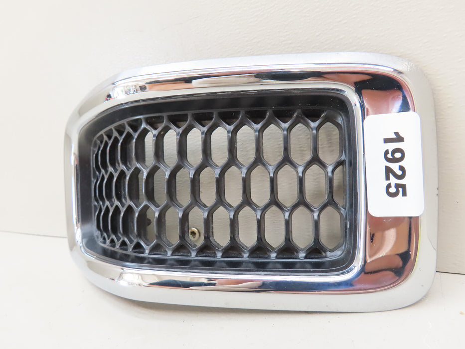 2014-2018 JEEP CHEROKEE FRONT RADIATOR GRILL GRILLE INSERT #2 OEM