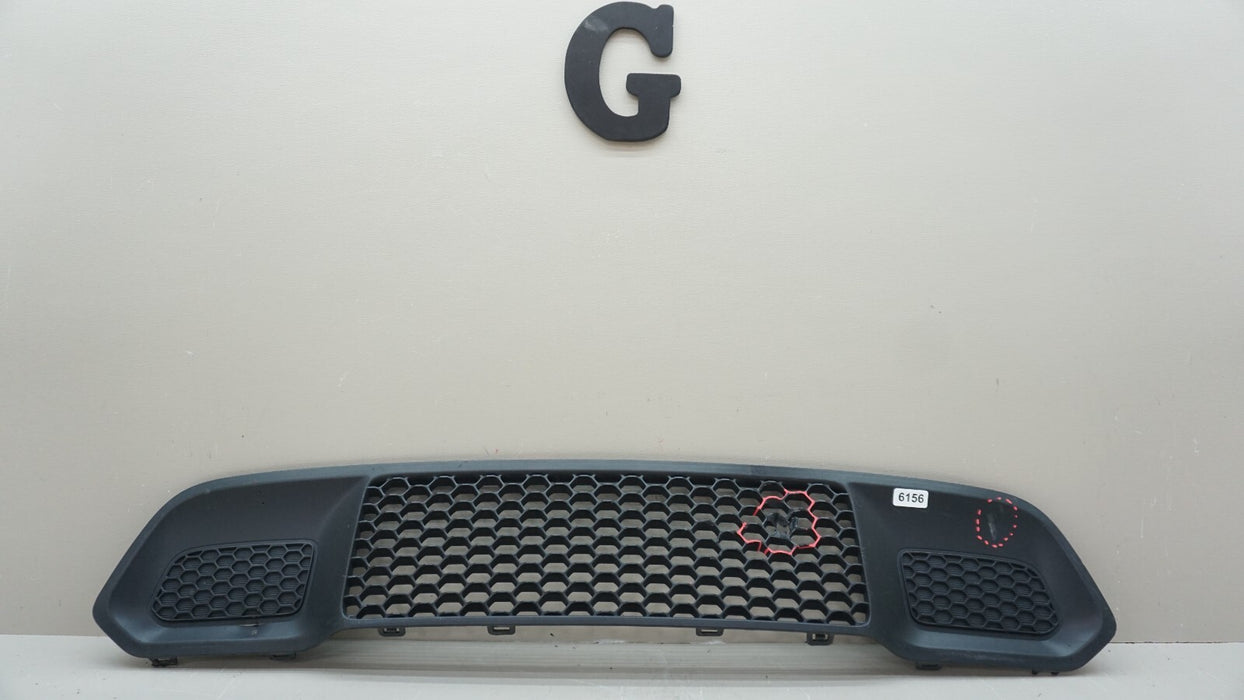 2014-2018 JEEP GRAND CHEROKEE FRONT LOWER GRILLE 68262006AA OEM