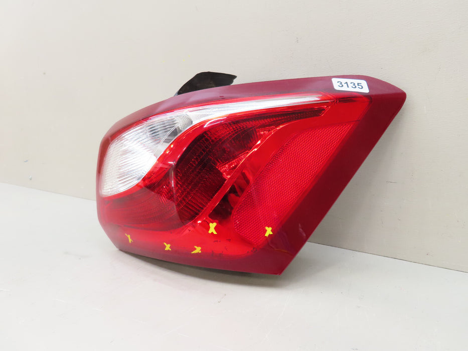 2018 2019 2020 CHEVROLET EQUINOX REAR RIGHT PASSENGER TAIL LIGHT OEM 812744860
