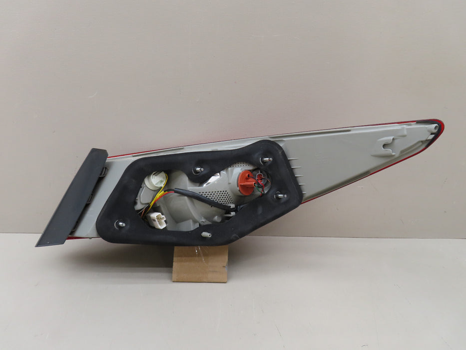 2011-2014 HYUNDAI SONATA REAR LEFT DRIVER SIDE TAIL LIGHT OEM 92401-3Q000
