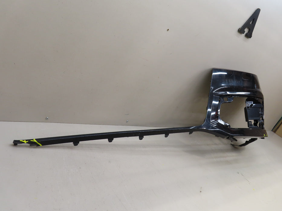 2016-2019 AUDI Q7 FRONT LEFT BUMPER COVER PIECE OEM