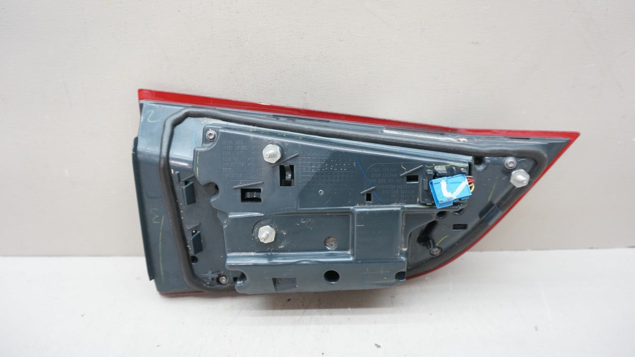 2014-2018 BMW X5 F15 REAR RIGHT PASSENGER SIDE INNER TAIL LIGHT OEM 011298-04