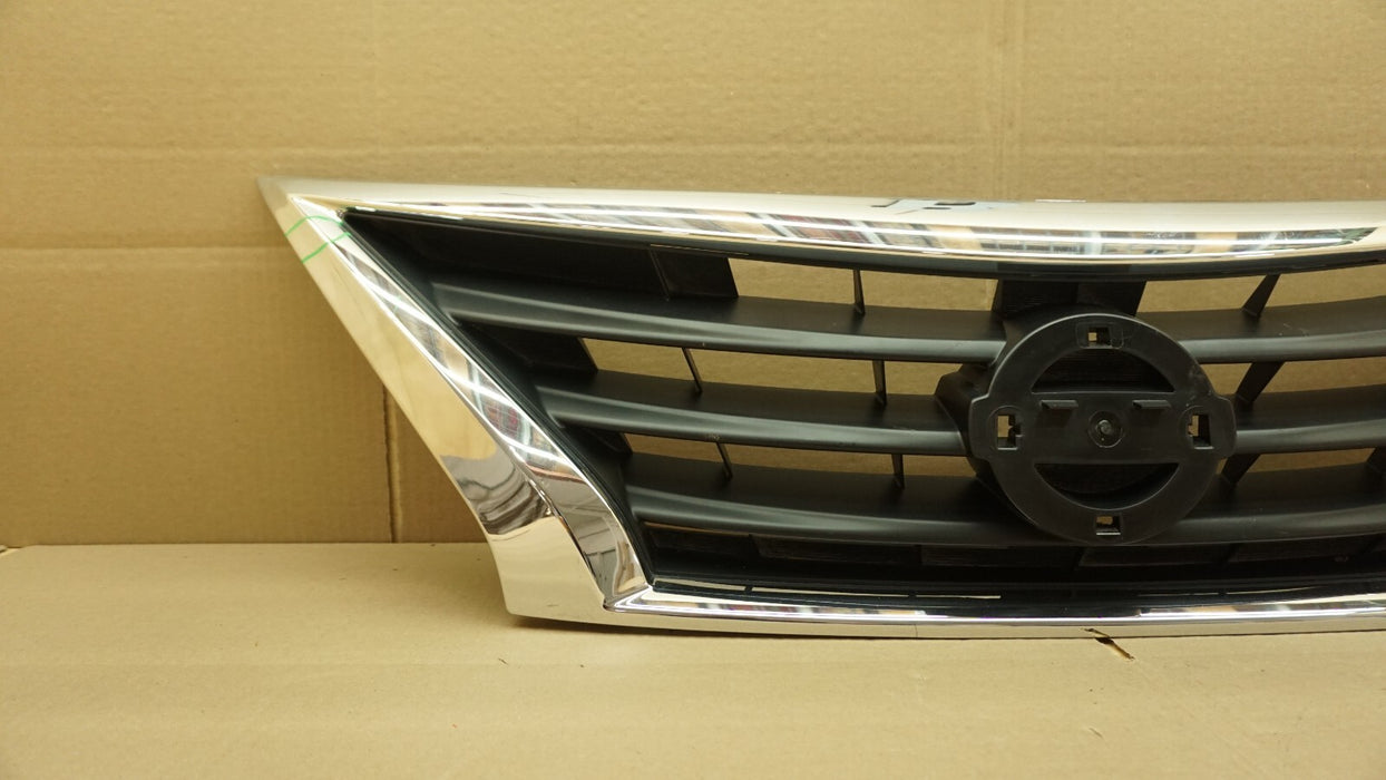 2015-2019 NISSAN VERSA FRONT UPPER RADIATOR GRILLE GRILL OEM 15 16 17 18 19