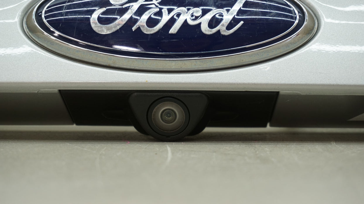 2013-2016 FORD ESCAPE REAR TRUNK TAILGATE TRIM MOLDING W/CAMERA CJ540S43400 OEM
