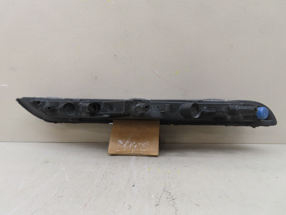 2015-2018 PORSCHE MACAN 95B FRONT RIGHT PASSENGER TURN SIGNAL OEM 95B941182A