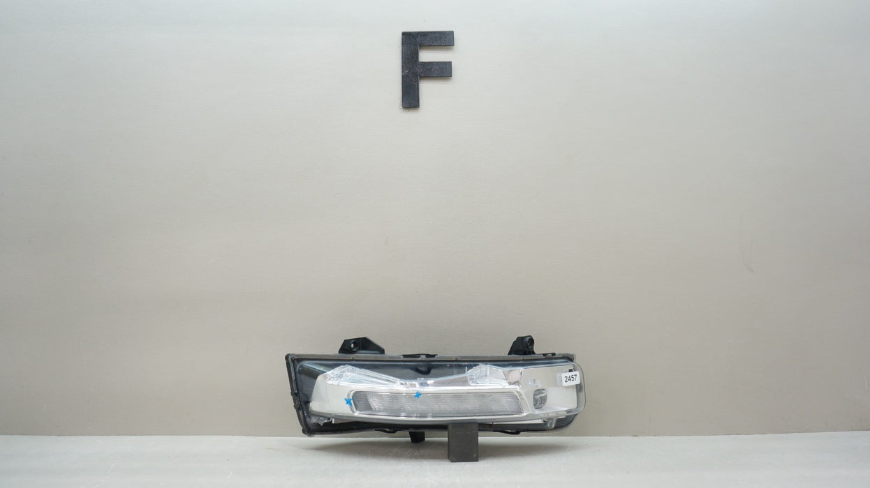 2018-2023 FORD MUSTANG FRONT RIGHT PASSENGER SIDE FOG LIGHT OEM