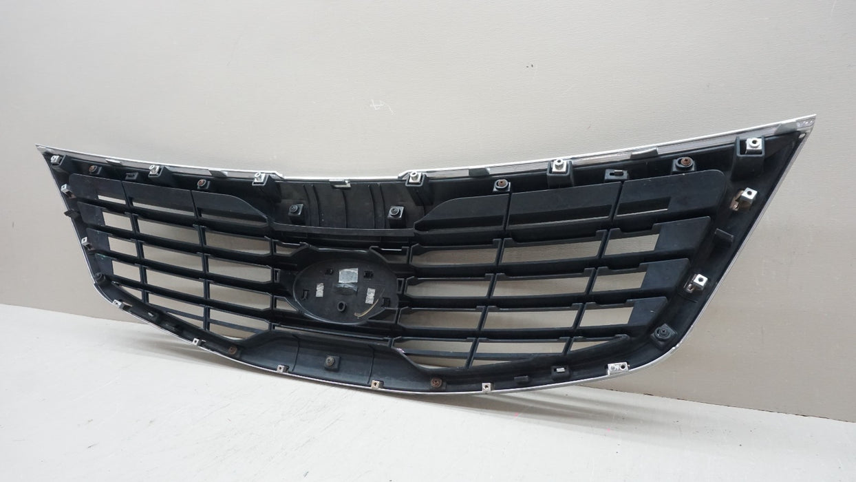 2011-2015 KIA SPORTAGE FRONT RADIATOR GRILLE OEM 86352-3W000