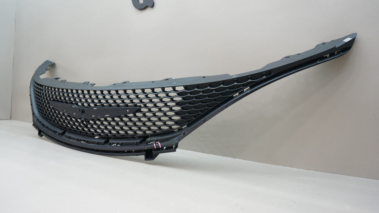 2017-2020 CHRYSLER PACIFICA FRONT UPPER BUMPER RADIATOR GRILLE OEM 68243485AC