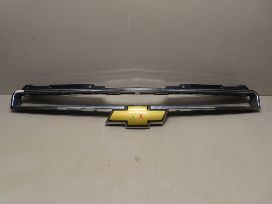 2007-2014 CHEVROLET TAHOE SUBURBAN FRONT UPPER GRILLE 15835087