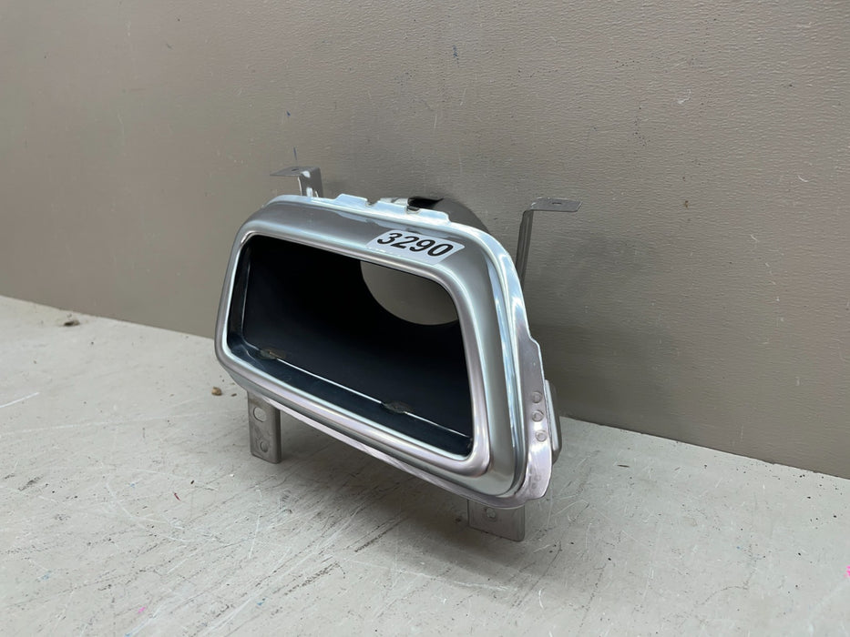 2020-2026 CADILLAC XT5 RH EXHAUST MUFFLER TIP 84410561 OEM