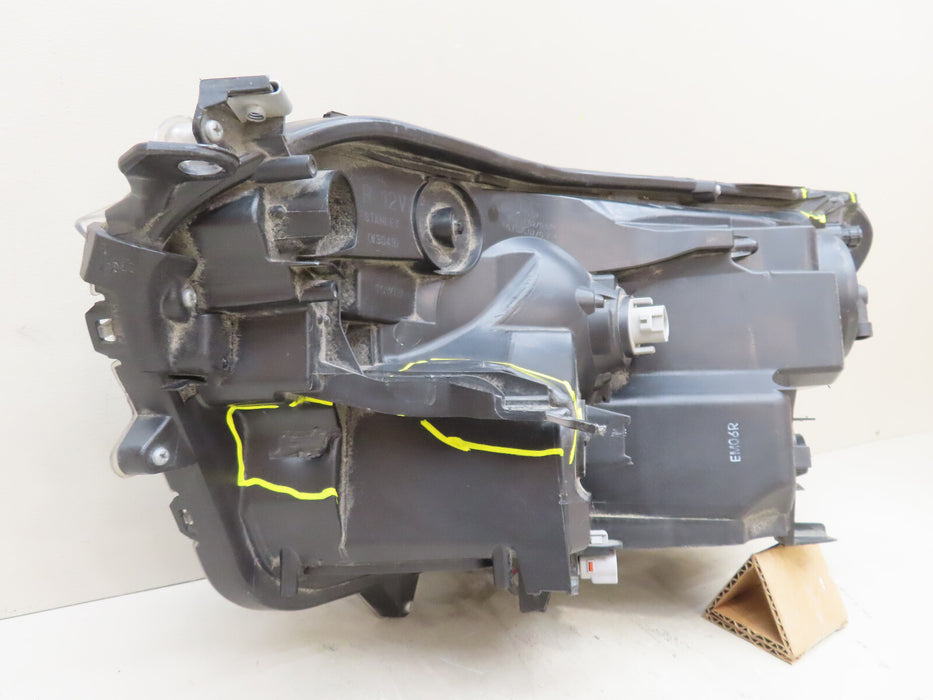 2016 2017 2018 TOYOTA RAV4 FRONT RIGHT PASSENGER HEADLIGHT HALOGEN OEM