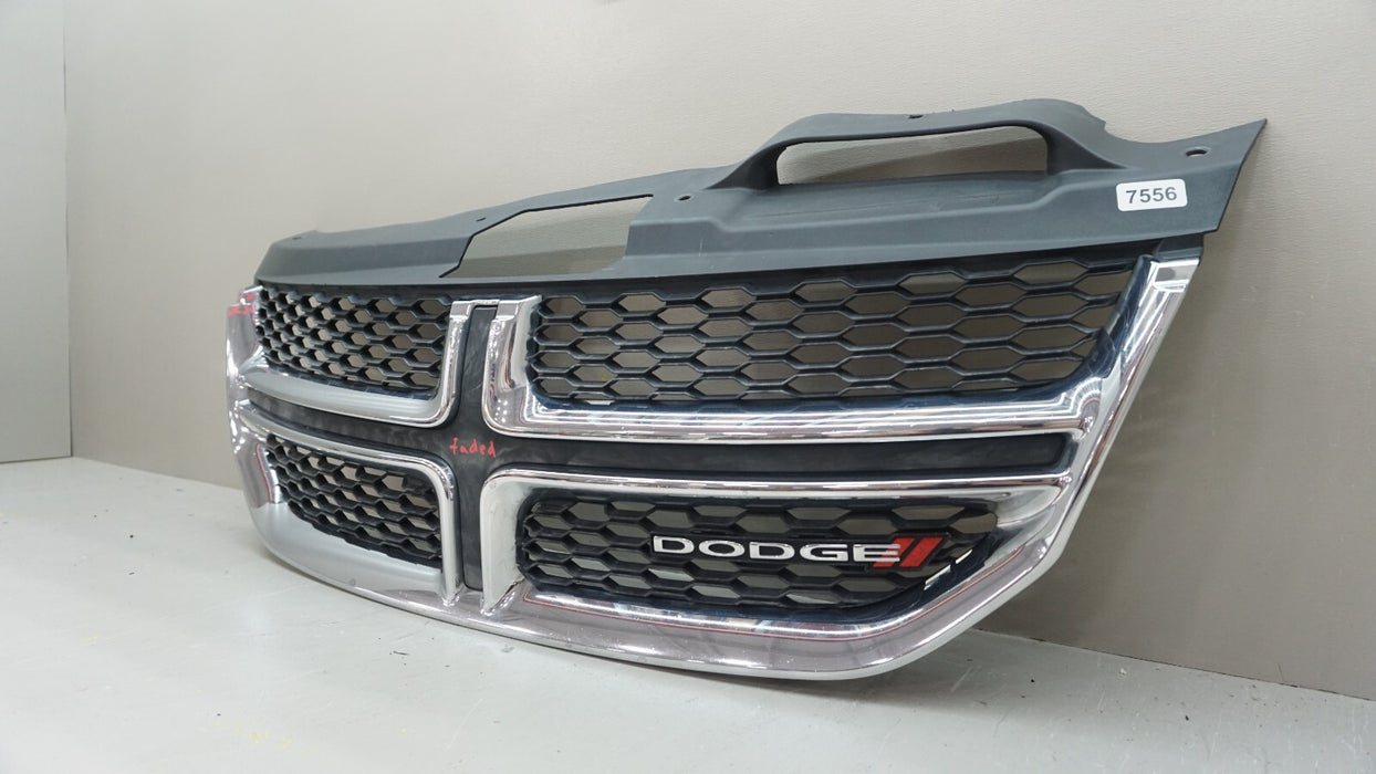 2011-2018 DODGE JOURNEY FRONT CENTER RADIATOR GRILLE OEM 68080192AA