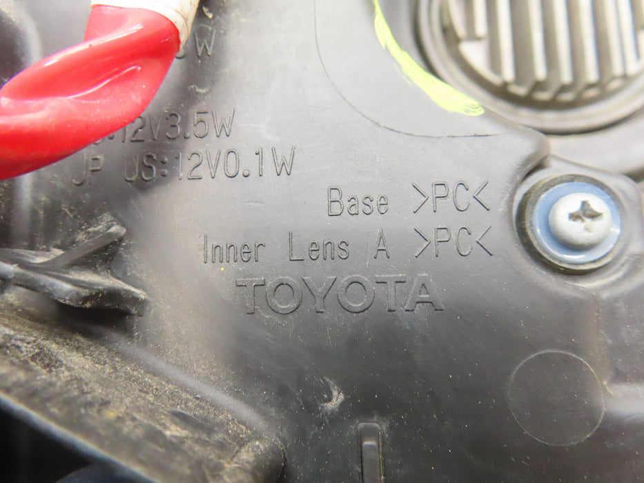 2017-2021 TOYOTA PRIUS PRIME LEFT DRIVER SIDE DAYTIME RUNNING LIGHT LED OEM