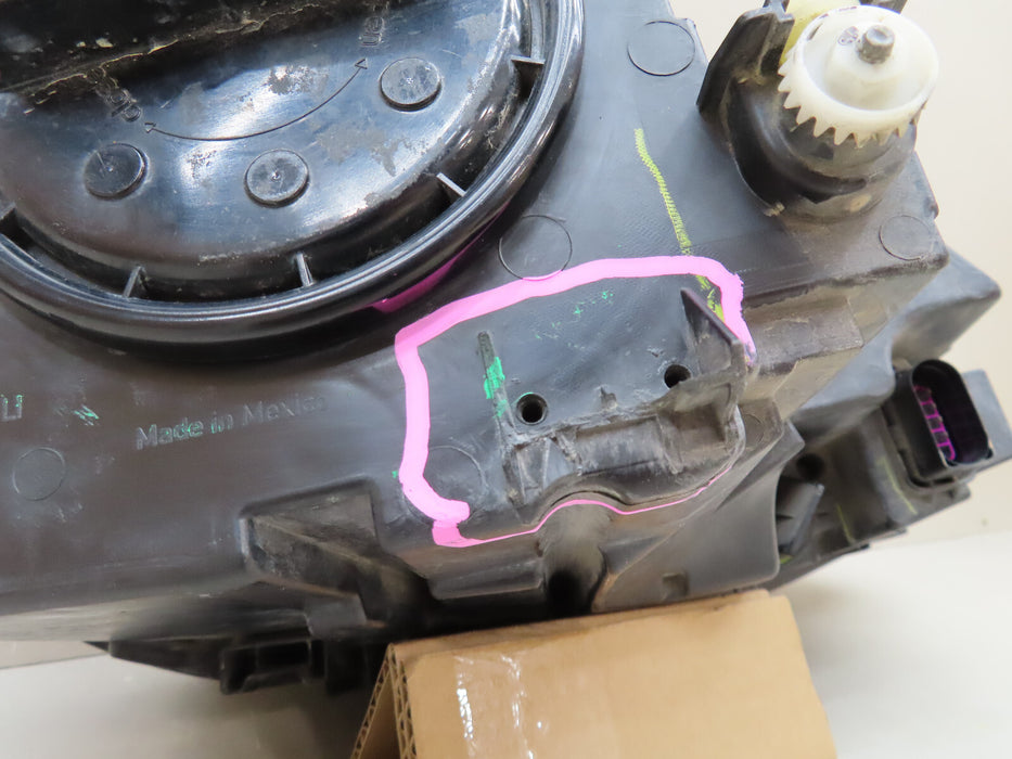 2017 2018 VOLKSWAGEN JETTA FRONT LEFT DRIVER HEADLIGHT HALOGEN OEM 5C7941005
