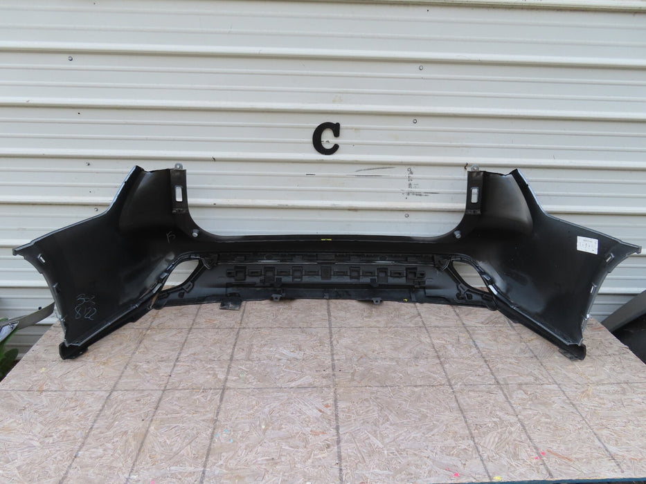 2020-2021 TOYOTA HIGHLANDER REAR BUMPER COVER W/ LOWER VALANCE OEM 52159-0E170