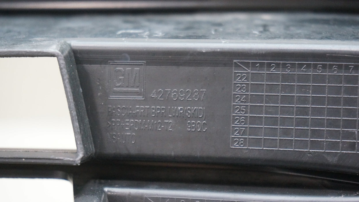 2024-2025 CHEVROLET TRAX FRONT LOWER BUMPER COVER VALANCE OEM 42769287