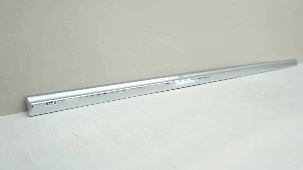 2018-2024 LINCOLN NAVIGATOR FRONT RIGHT DOOR WINDOW MOLDING TRIM CHROME