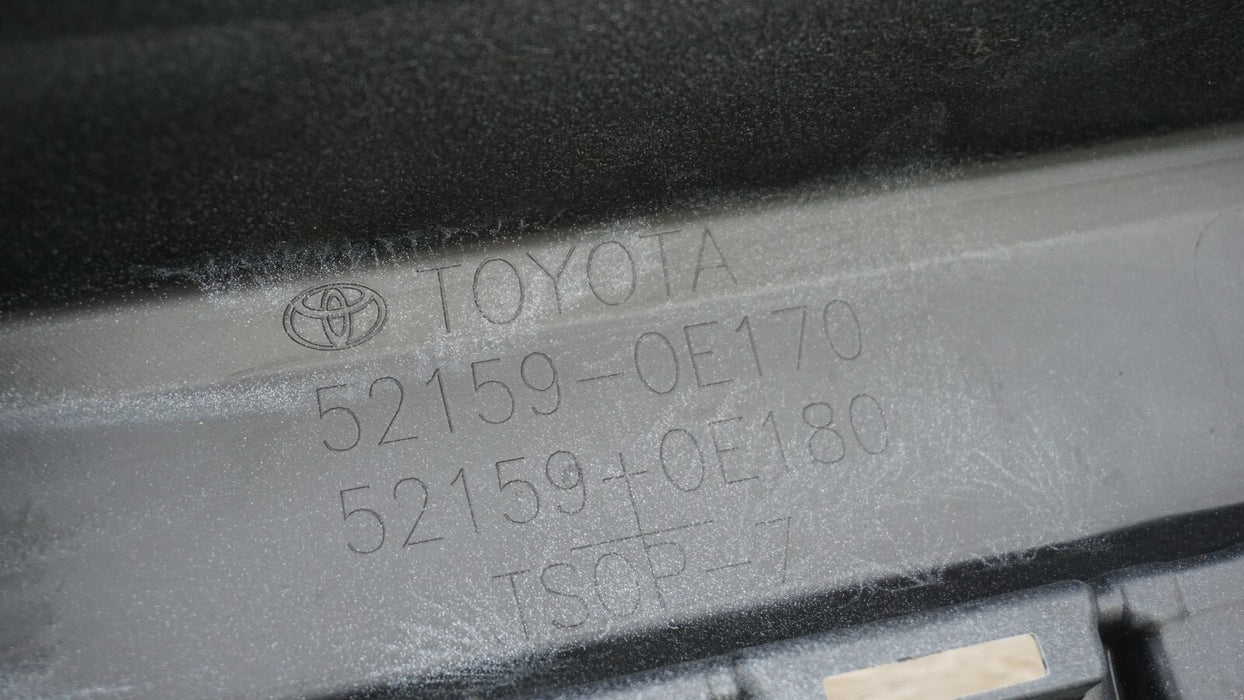 2020-2021 TOYOTA HIGHLANDER REAR BUMPER PLASTIC PANEL COVER FACTORY OEM 20 21