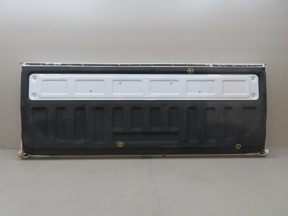2016-2018 CHEVROLET SILVERADO 1500 2500 3500 HD REAR TAILGATE W/ EMBLEM OEM