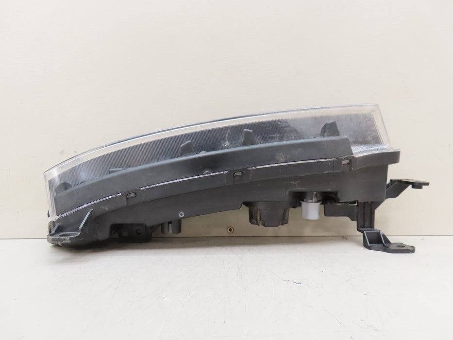2020-2022 KIA SELTOS FRONT RIGH PASSENGER DAYTIME RUNNING LIGHT OEM 92109-Q5