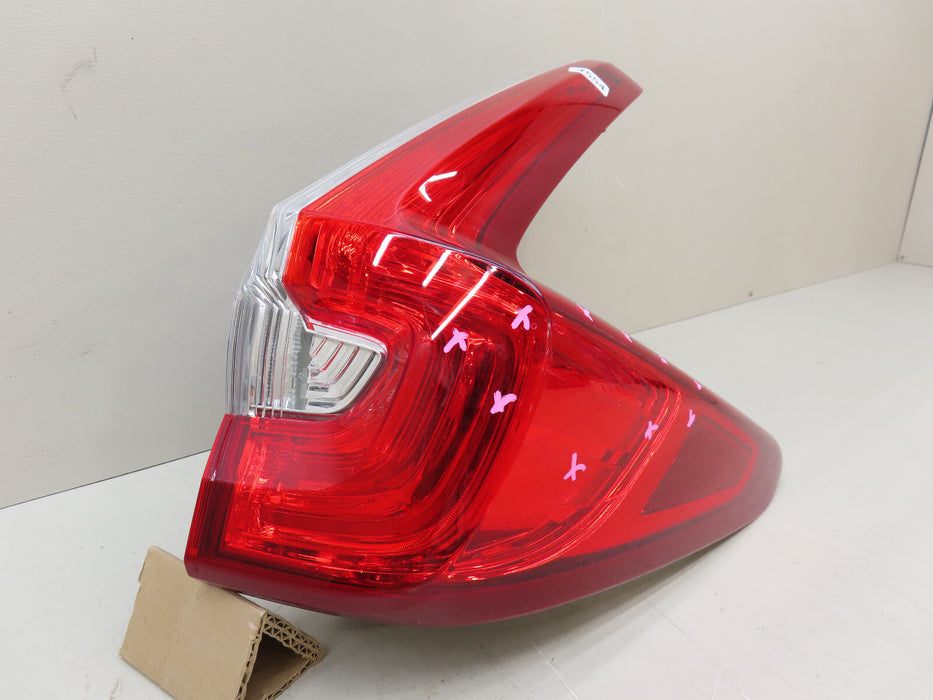 2017-2019 HONDA CRV CR-V REAR RIGHT PASSENGER SIDE TAIL LIGHT OUTER OEM