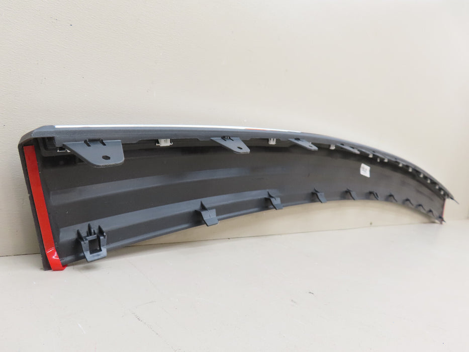2015-2020 CHEVROLET TAHOE GMC YUKON REAR BUMPER STEP PLATE COVER OEM 29936468