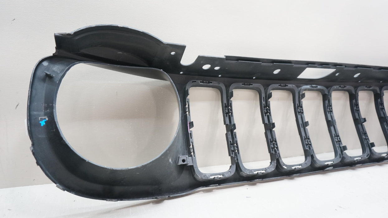 2015-2018 JEEP RENEGADE FRONT BUMPER UPPER GRILL GRILLE OEM 52088680