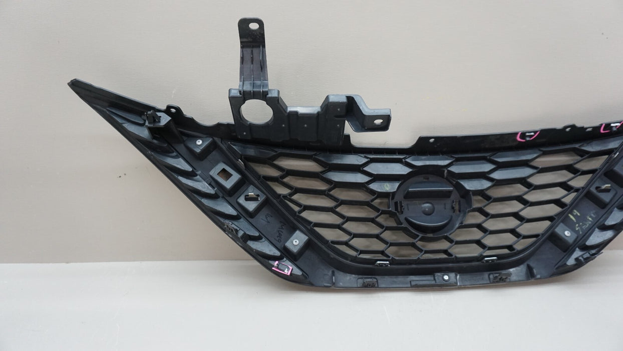 2016-2018 NISSAN SENTRA FRONT UPPER GRILLE 62310 3YU0D OEM 16 17 18