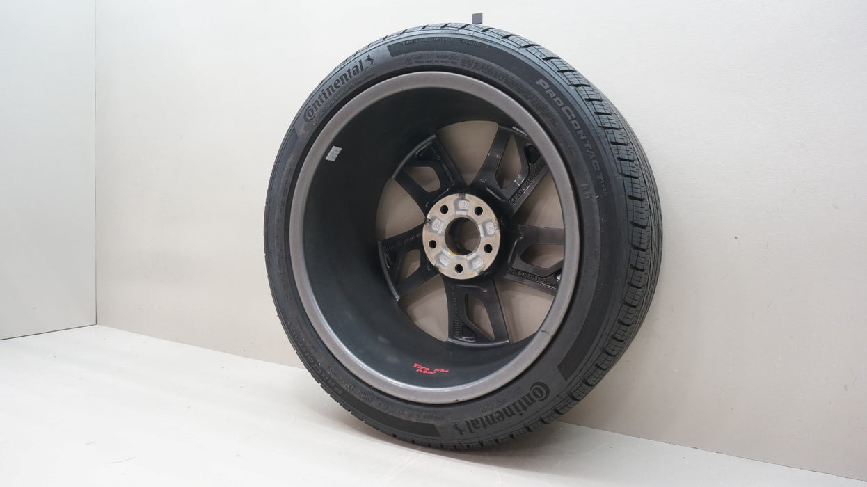 2021-2025 AUDI A4 S4 8X18 WHEEL RIM W/ TIRE 8W0601025EK OEM