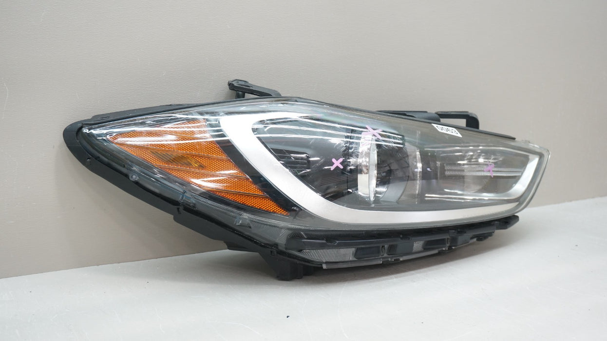 2017-2018 HYUNDAI ELANTRA FRONT RIGHT SIDE HALOGEN HEADLIGHT AFTERMARKET