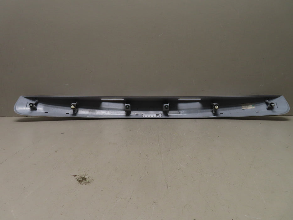2013-2018 CHEVROLET TRAX TRUNK REAR MOLDING PANEL OEM W/O CAMERA P#95276190