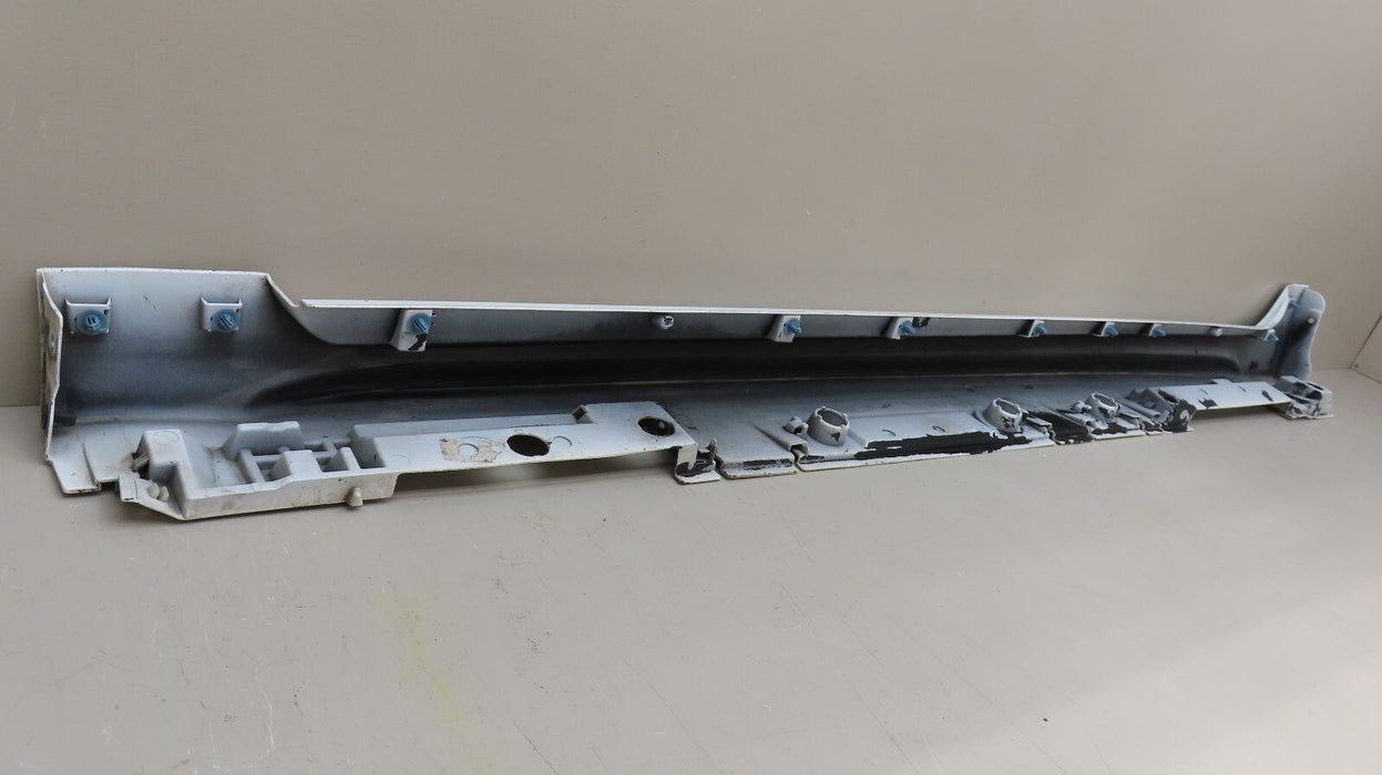 2020-2023 TOYOTA COROLLA RIGHT PASENGER SIDE ROCKER PANEL OEM