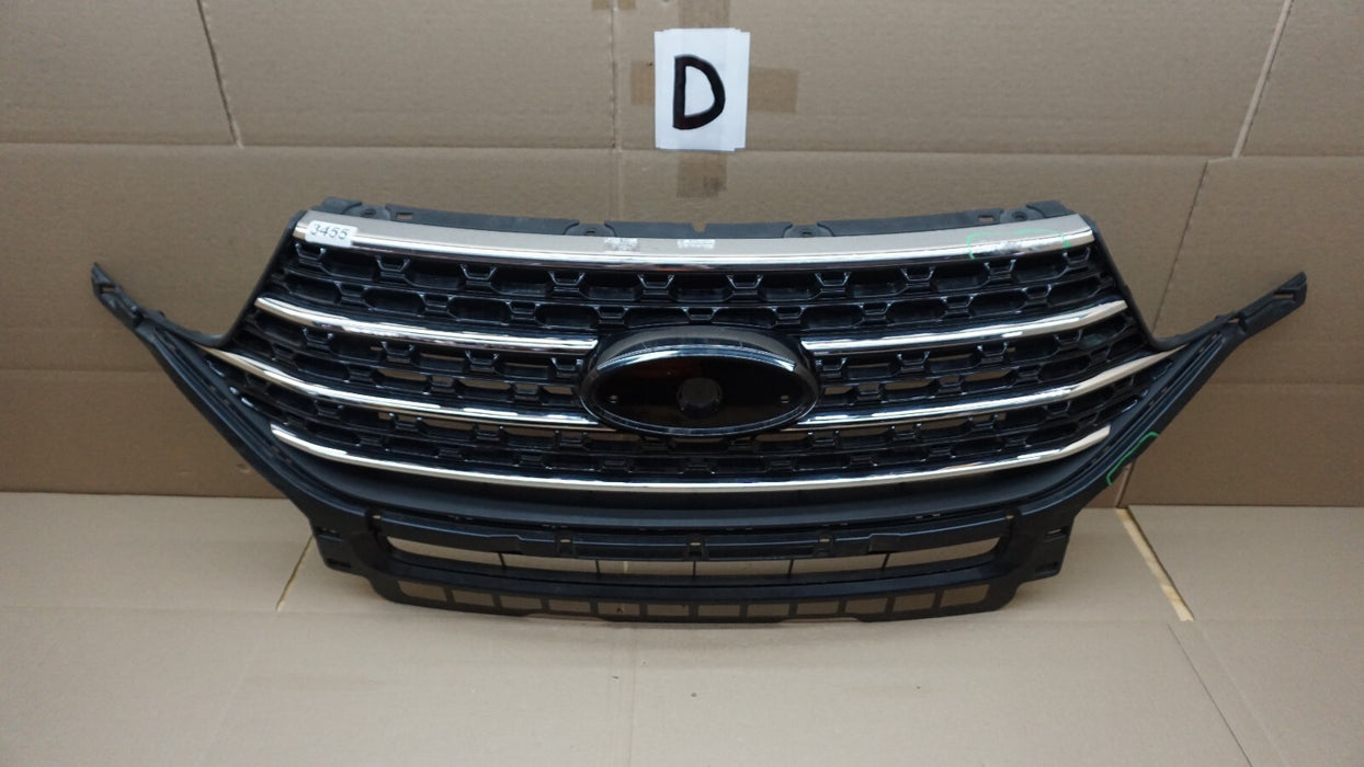 2020-2022 FORD EXPLORER XLT FRONT CENTER GRILLE ASSEMBLY OEM