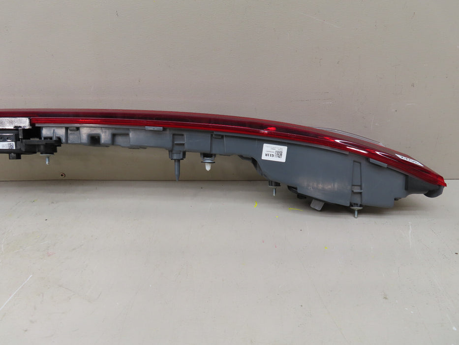 2021-2023 HYUNDAI ELANTRA TAIL LIGHT BRAKE LAMP PANEL OEM 92409AA020
