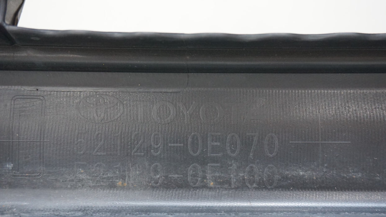 2020-2021 TOYOTA HIGHLANDER HYBRID FRONT LOWER BUMPER COVER VALANCE OEM
