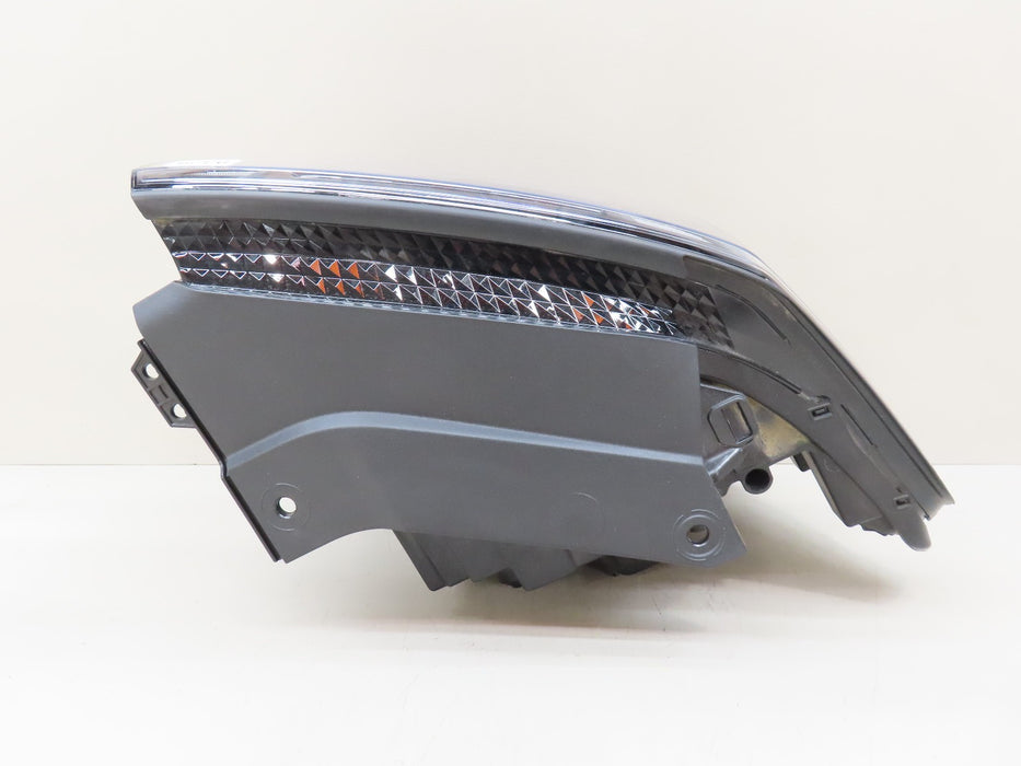 2024-2025 HYUNDAI SANTA FE RIGHT PASSENGER LED HEADLIGHT OEM  9329