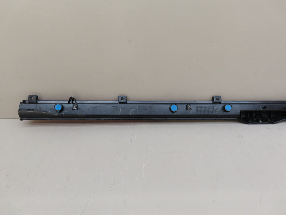 2022-2024 FORD F150 F-150 LIGHTNING REAR CENTER TAILGATE TAIL LIGHT LED OEM