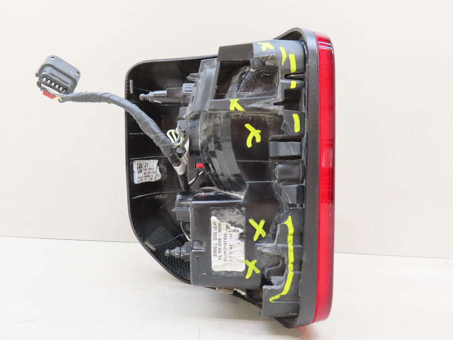 2020-2024 JEEP GLADIATOR REAR RIGHT PASSENGER SIDE TAIL LIGHT OEM