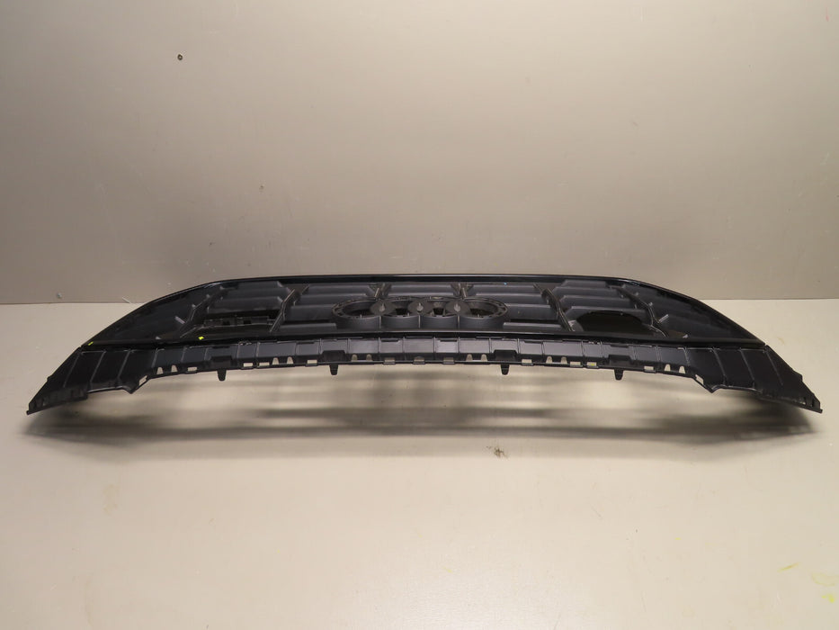 2019 2020 2021 Audi Q8 4M8 Front Bumper Grille Grill OEM 4M8853651