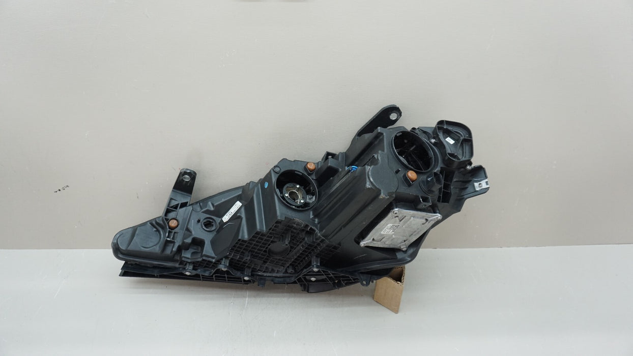 2017-2022 CHRYSLER PACIFICA FRONT RH RIGHT PASSENGER SIDE XENON HEADLIGHT OEM