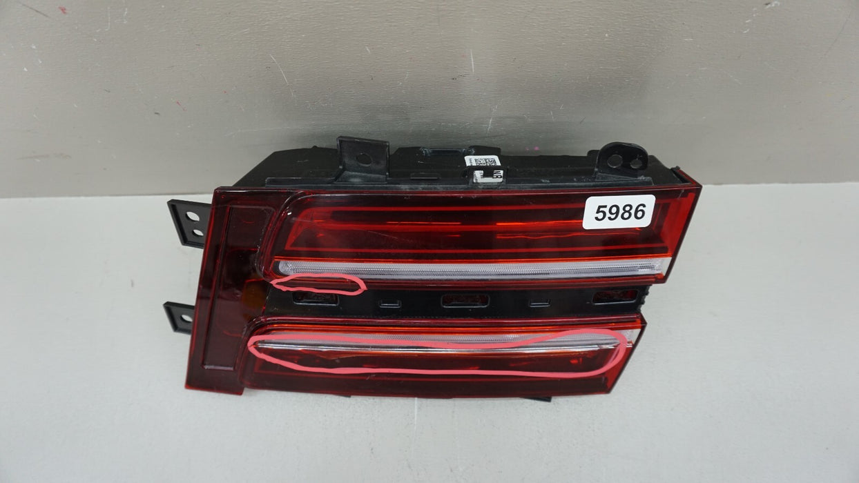 2021 GENESIS GV80 REAR RH RIGHT PASSENGER SIDE INNER TAIL LIGHT OEM