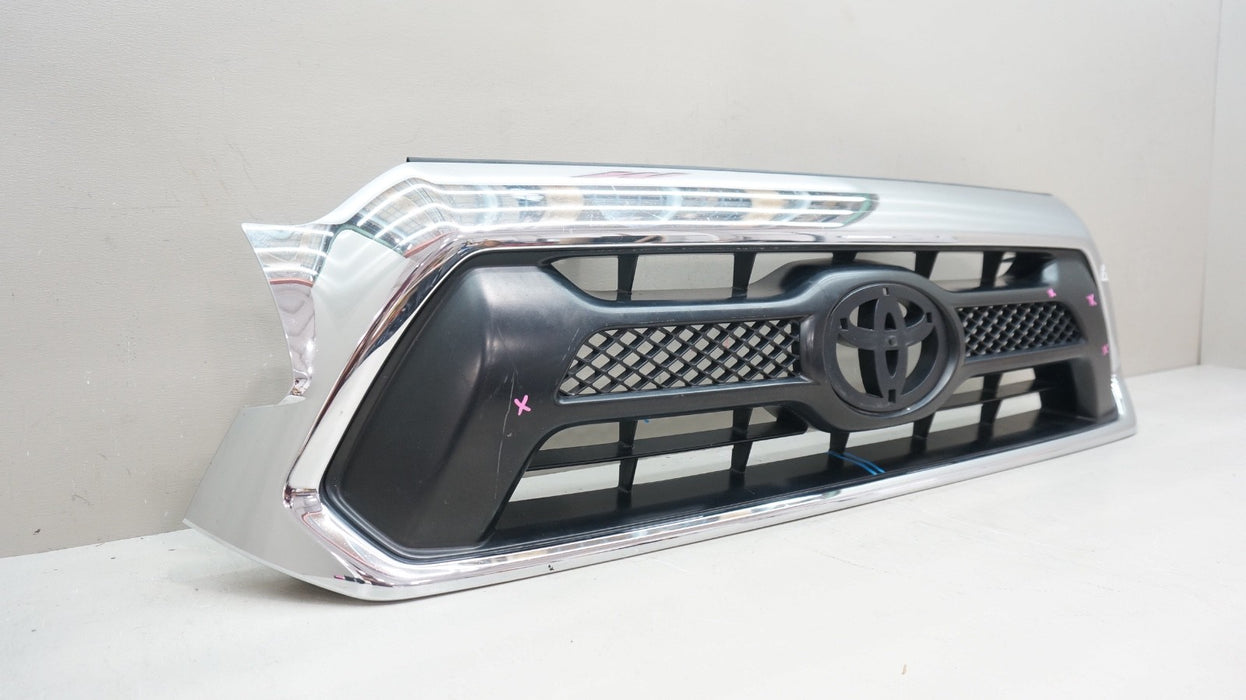 2012-2015 TOYOTA TACOMA FRONT BUMPER RADIATOR GRILLE OEM 53100-04470